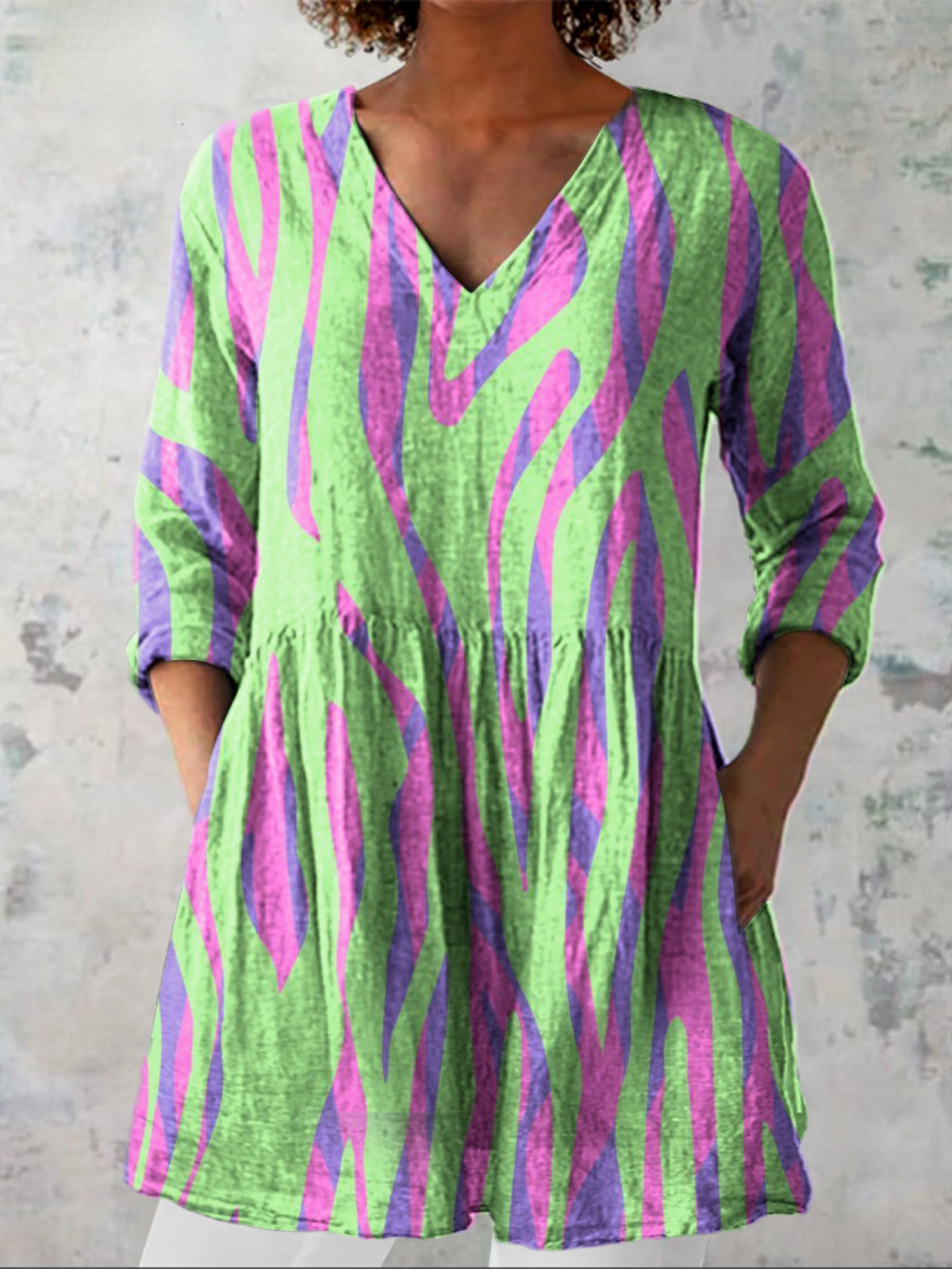 DAWN | LONG BLOUSE WITH A V-NECK