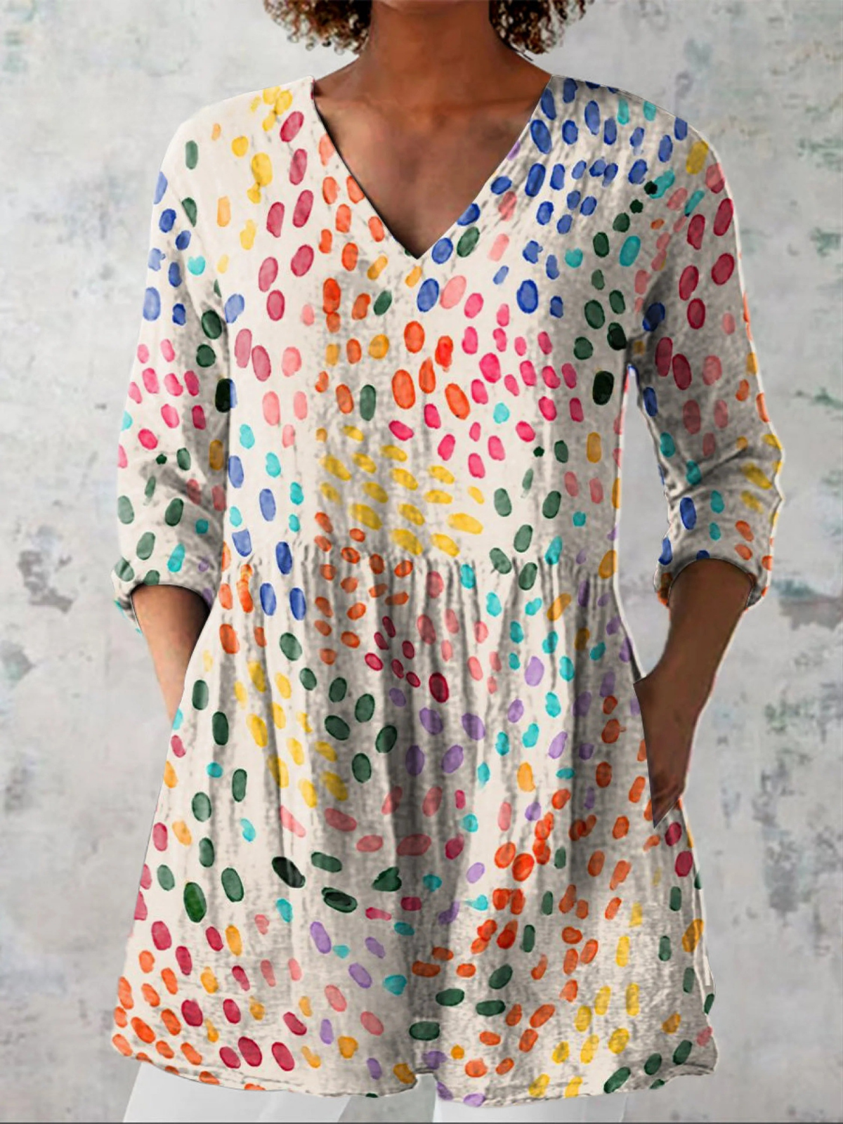 PHILIPPA | LONG BLOUSE WITH A V-NECK